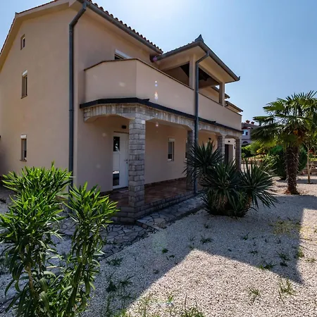 بيت للعطل Kiko, A Private Oasis In Labin Vinež