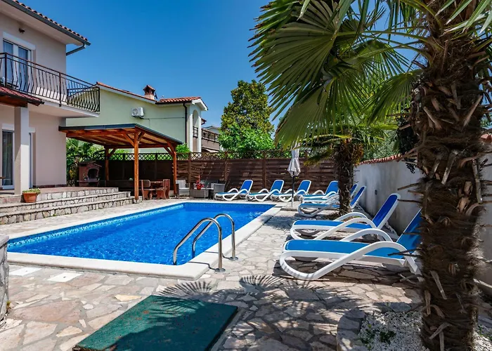 Semesterbostad Kiko, A Private Oasis In Labin Vinež