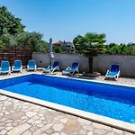 Vikendica Kiko, A Private Oasis In Labin