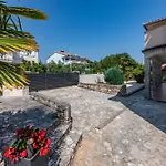 Vikendica Kiko, A Private Oasis In Labin *